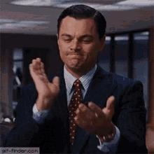 leo_0.gif