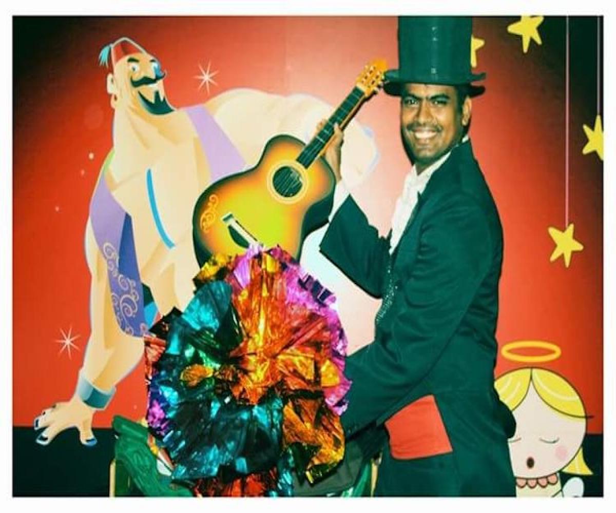 magician_police_main.jpeg