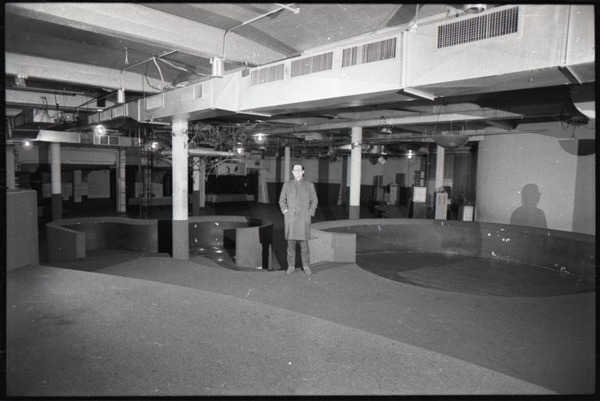 muph057-b004-sl007-i007-001.jpg