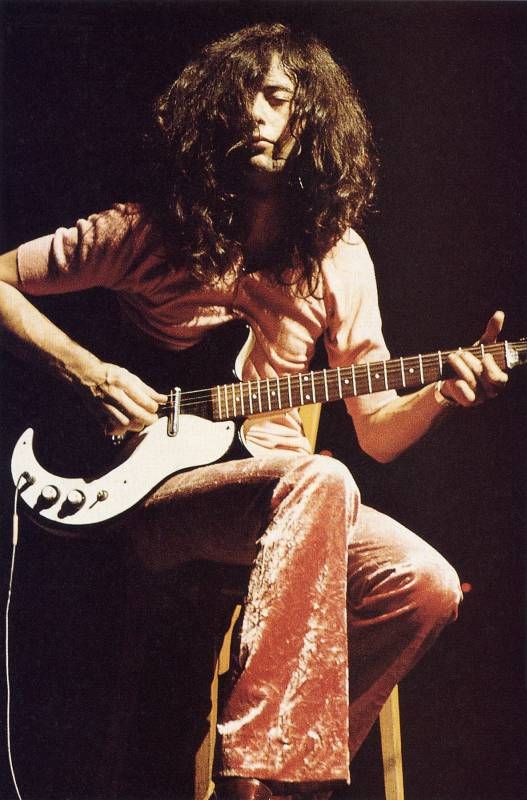 page Danelectro_0.jpg