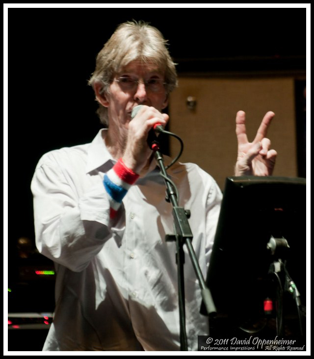 phil-peace-sign.jpg