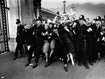 the-1960s-in-black-and-white-13-728_0.jpg