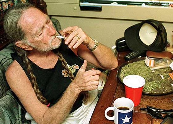 willienelsonmarijuana.jpg