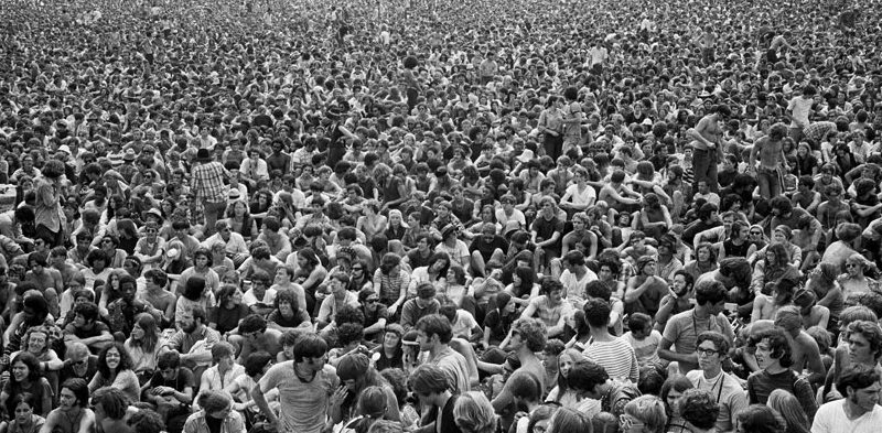 woodstock-crowd-e1565909050571-800x393.jpg