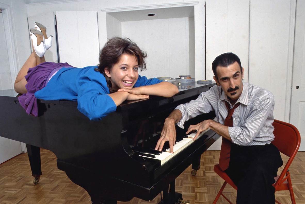 zappa-moon-82s.jpg